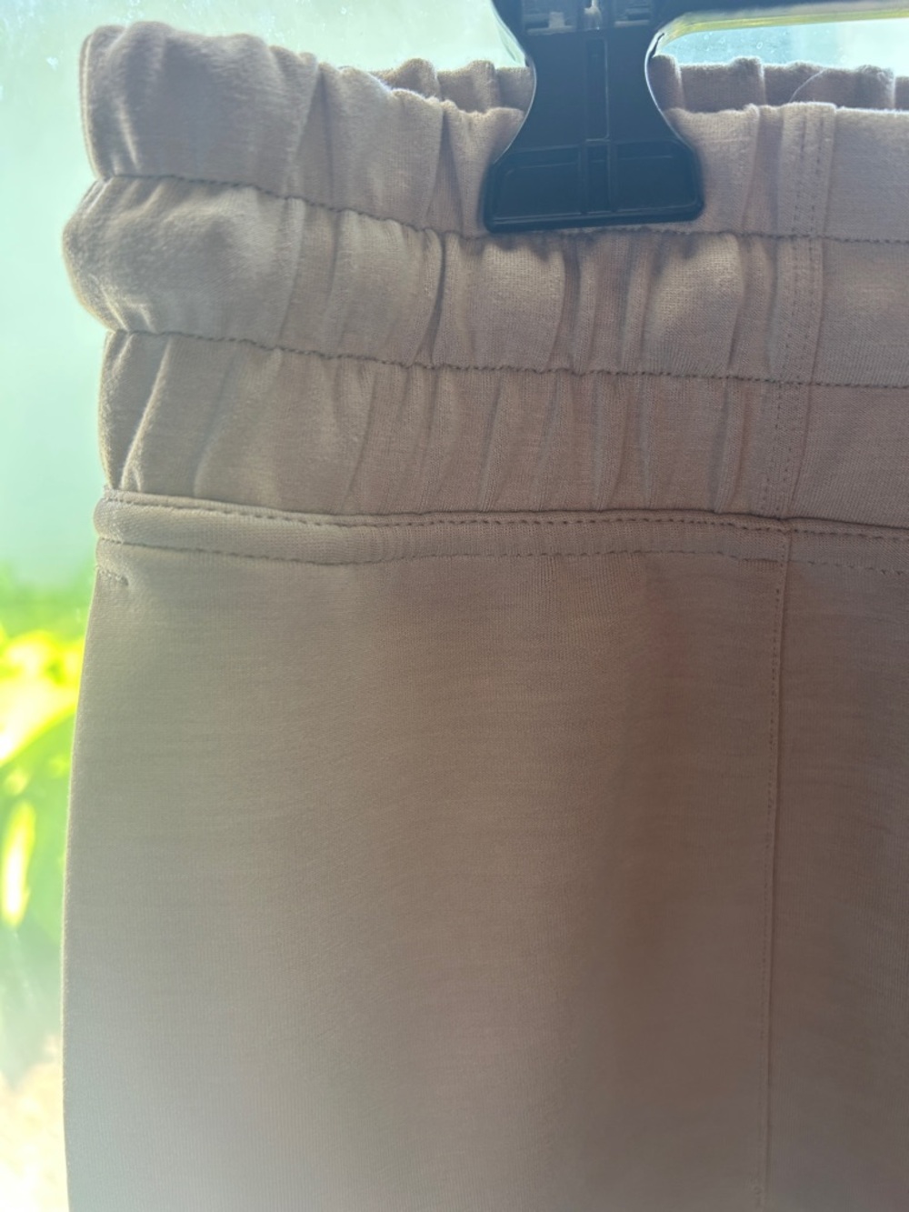 “Lululemonon” on back of pants. Tags. EUC. Tan color. 2 side pockets. See photos - Picture 6 of 8